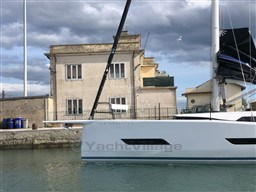 ELEVA YACHTS - THE FORTYTWO - exteriors
