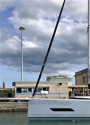 ELEVA YACHTS - THE FORTYTWO - exteriors