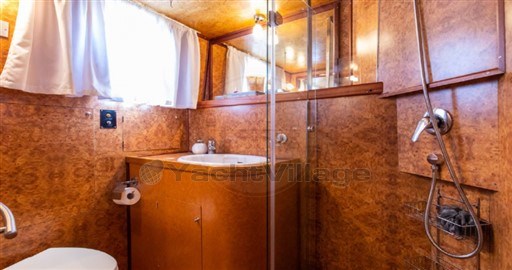 CANTIERE NAVALE DI CHIAVARI - HERON 21 - interiors