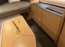 BAVARIA YACHTS - BAVARIA 33 SPORT - interiors