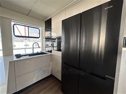 AMARAL D.O.O. - AMARAL WAVERUNNER 76 - interiors