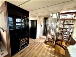 AMARAL D.O.O. - AMARAL WAVERUNNER 76 - interiors