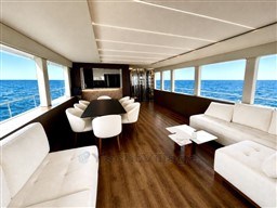 AMARAL D.O.O. - AMARAL WAVERUNNER 76 - interiors