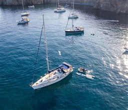 BAVARIA YACHTS - BAVARIA 44 - exteriors