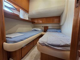 UNIESSE - UNIESSE 42 - interiors