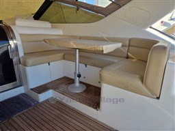 UNIESSE - UNIESSE 42 - exteriors