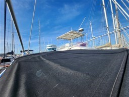 INTREPID - INTREPID 3560 CUDDY - exteriors