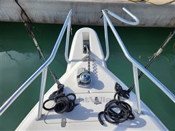 INTREPID - INTREPID 3560 CUDDY - exteriors