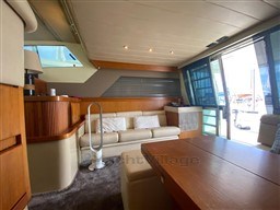 FERRETTI - FERRETTI 52 S - interiors