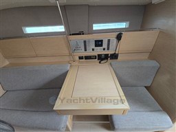 MORE YACHTS - MORE 40 - interiors