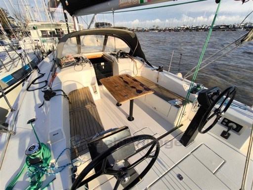 MORE YACHTS - MORE 40 - exteriors