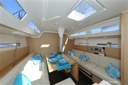 MORE YACHTS - MORE 40 - interiors