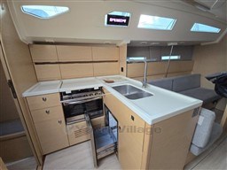 MORE YACHTS - MORE 40 - interiors