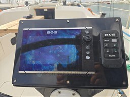 MORE YACHTS - MORE 40 - electronic