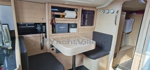 COMAR YACHTS - COMET 45s - interiors