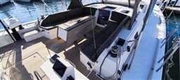 DUFOUR YACHTS - DUFOUR 530 - exteriors