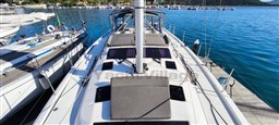 DUFOUR YACHTS - DUFOUR 530 - exteriors