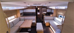 DUFOUR YACHTS - DUFOUR 530 - interiors
