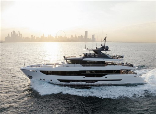 GULF CRAFT - MAJESTY 112 - exteriors