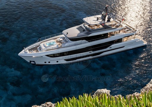 GULF CRAFT - MAJESTY 112 - exteriors