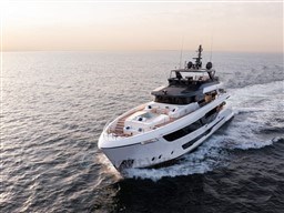 GULF CRAFT - MAJESTY 112 - exteriors