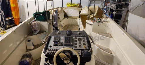 RIVA - SHUTTLE - exteriors