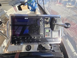 BENETEAU - OCEANIS 62 - electronic