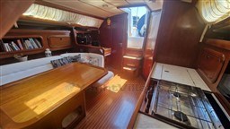 CANTIERE DEL PARDO - GRAND SOLEIL 37 - interiors