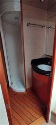 HATTERAS YACHTS - HATTERAS 68 - interiors