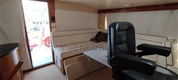 HATTERAS YACHTS - HATTERAS 68 - interiors