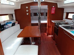 BENETEAU - OCEANIS 38.1 - interiors