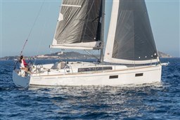 BENETEAU - OCEANIS 38.1 - exteriors