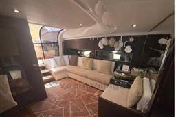 RIO - RIO 47 - interiors