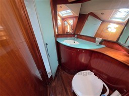 BENETEAU - BENETEAU 57 - interiors