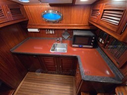 EGEMAR - LIBERTY 35 - interiors
