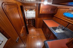 EGEMAR - LIBERTY 35 - interiors