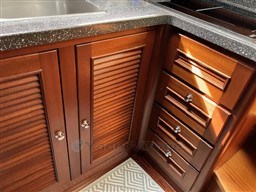 EGEMAR - LIBERTY 35 - interiors
