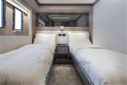 GULF CRAFT - NOMAD 70 SUV - interiors