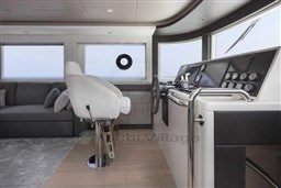 GULF CRAFT - NOMAD 70 SUV - interiors