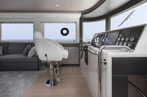 GULF CRAFT - NOMAD 70 SUV - interiors