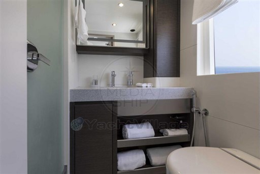 GULF CRAFT - NOMAD 70 SUV - interiors