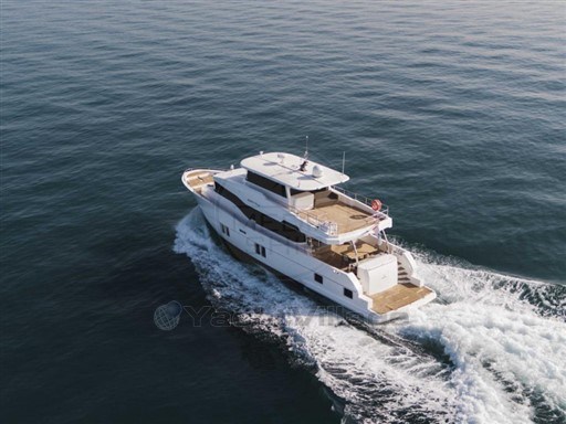 GULF CRAFT - NOMAD 70 SUV - exteriors