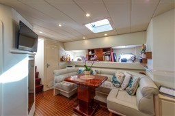 CANTIERI NAVALI DEL GOLFO SRL - IPANEMA 54 - interiors