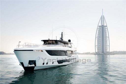 GULF CRAFT - MAJESTY 111 - exteriors