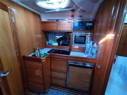 BAVARIA YACHTS - BAVARIA 33 SPORT - interiors