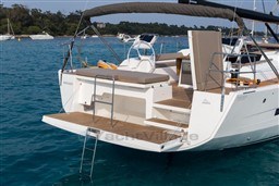 DUFOUR YACHTS - DUFOUR 56 EXCLUSIVE - exteriors