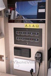 BENETEAU - OCEANIS 34.1 - electronic