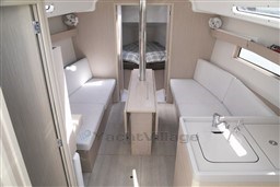 BENETEAU - OCEANIS 34.1 - interiors
