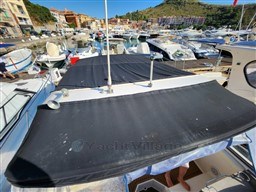 REGAL MARINE - REGAL 3350 - exteriors