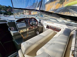 REGAL MARINE - REGAL 3350 - exteriors